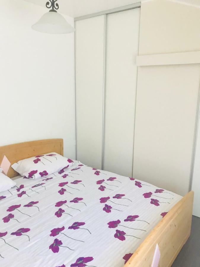 Apartments Vidovic Cezarji ภายนอก รูปภาพ