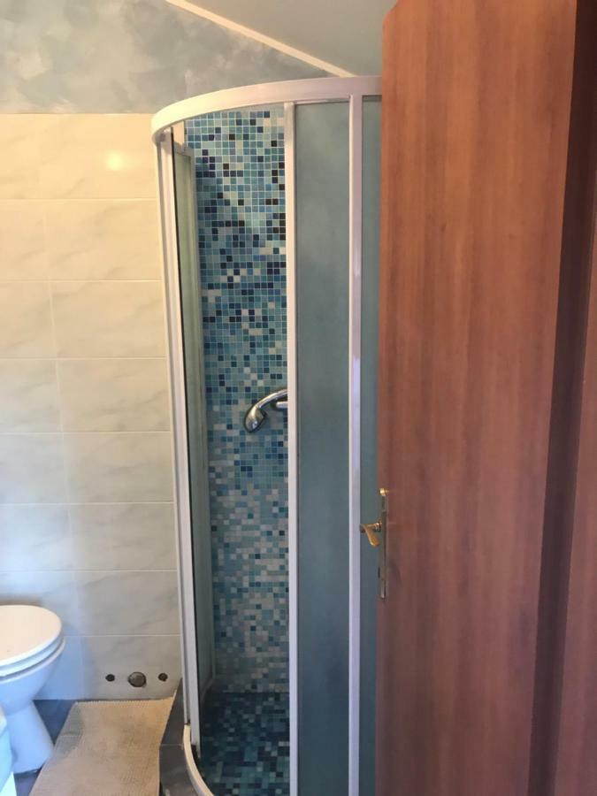 Apartments Vidovic Cezarji ภายนอก รูปภาพ